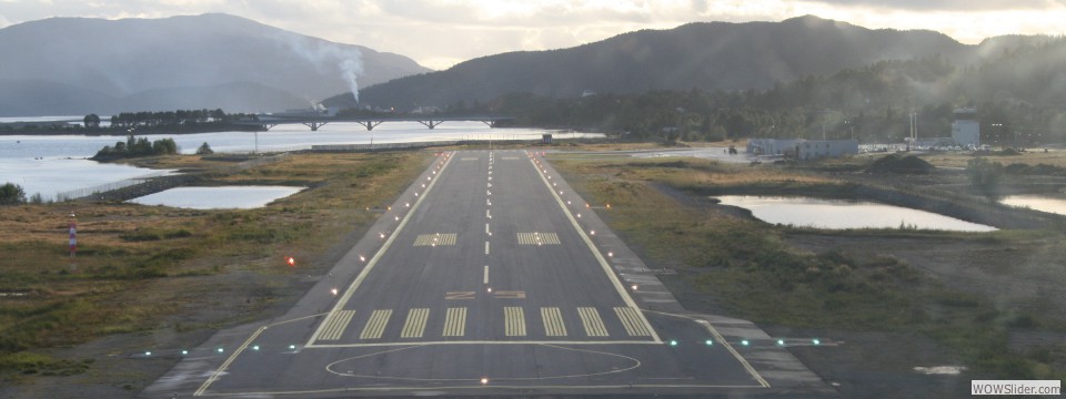 Runway 25